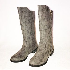 Qupid Spackled Gray Leather Riding Boots Size 6.5